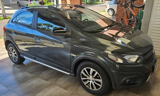 CHEVROLET ONIX 1.4 MPFI ACTIV 8V FLEX 4P AUTOMÁTICO